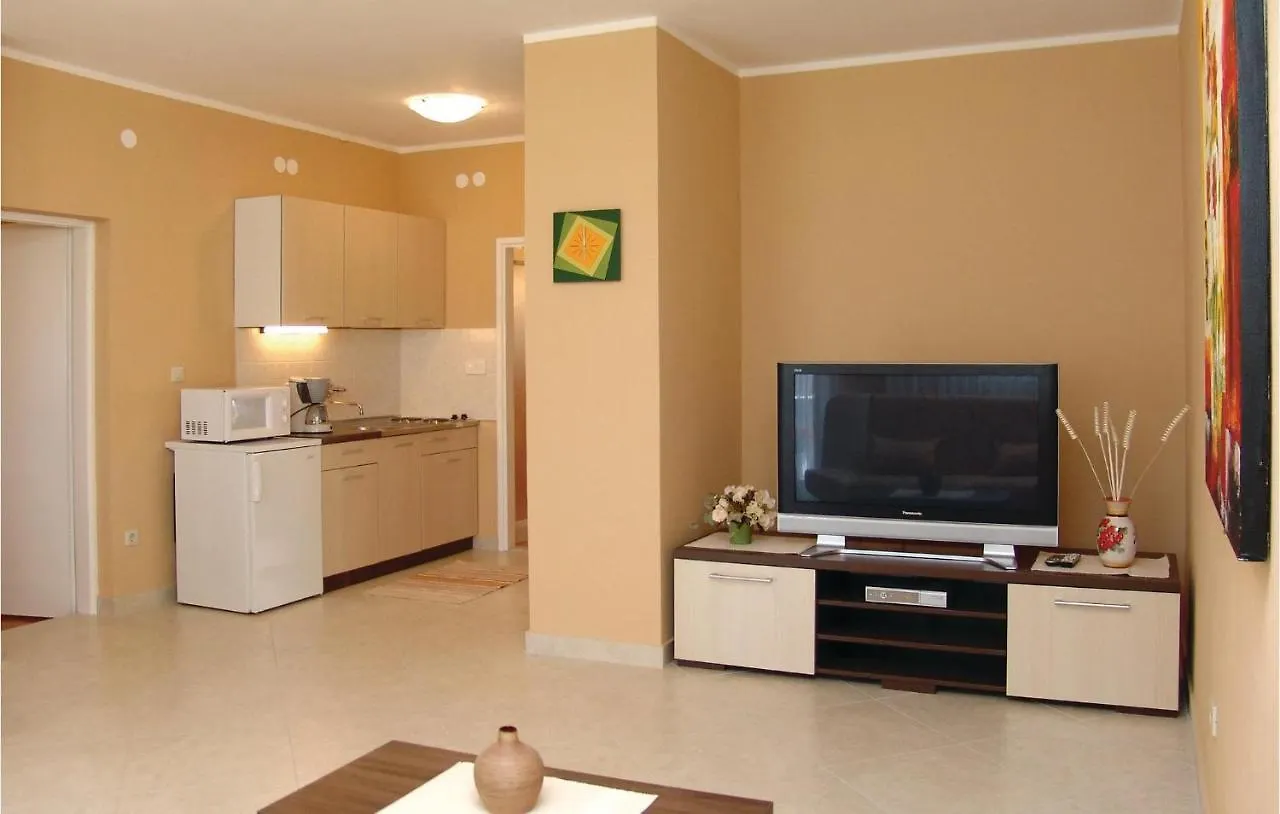 Amazing Apartment In Porec With Wifi